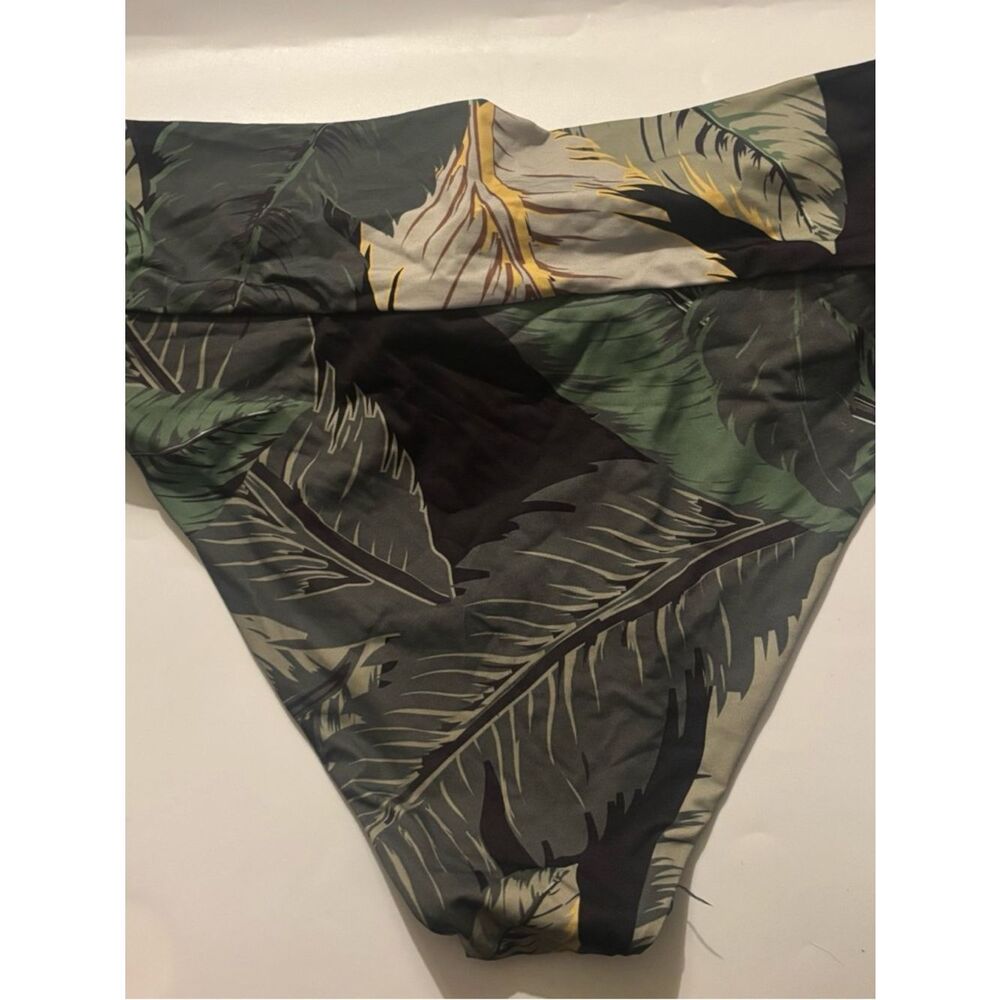 Beach Riot REVOLVE Camilla Bikini Set in Black Palm ~ Top S~ Bottom M - Picture 7 of 11